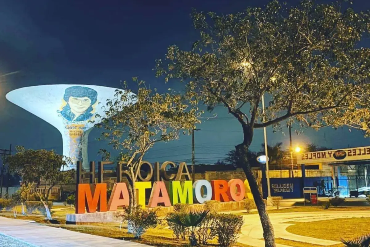Monumento a Rigo Tovar, Heroica, Matamoros, Tamaulipas | Foto: @eliik311