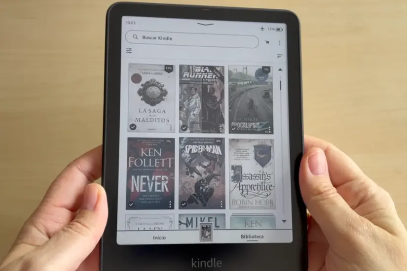Si buscas el mejor lector de libros electrónicos la Inteligencia Artificial comparó Kindle y Kobo para ayudarte a decidir. Foto: Canva