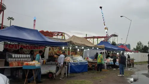 ¡Alimentos caducados en la Feria de Durango! Esto encontraron en un operativo de prevención