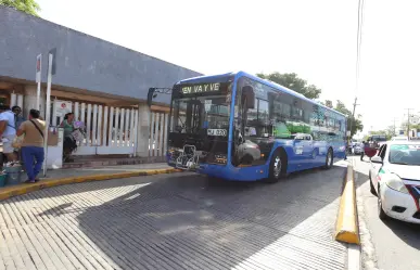 Gobernador de Yucatán califica de "herencia maldita" el sistema de transporte Va y Ven
