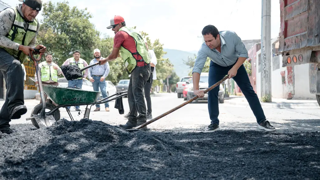 Saltillo refuerza bacheo tras lluvias: así avanza el programa Aquí Andamos