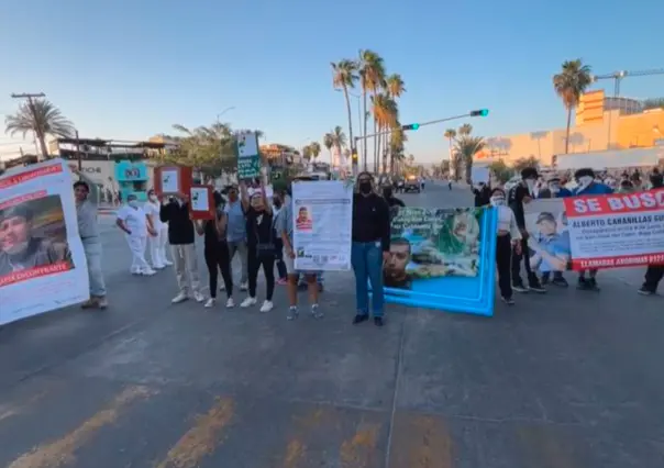 Personas buscadoras de desaparecidos se manifiestan en Cabo San Lucas