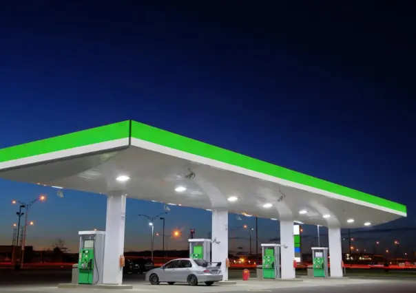 Gasolinera de Zumpango es denunciada por vender gasolina mezclada con agua