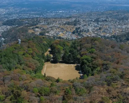 La oculta cancha de futbol en un cráter de volcán extinto donde se juega una liga en CDMX
