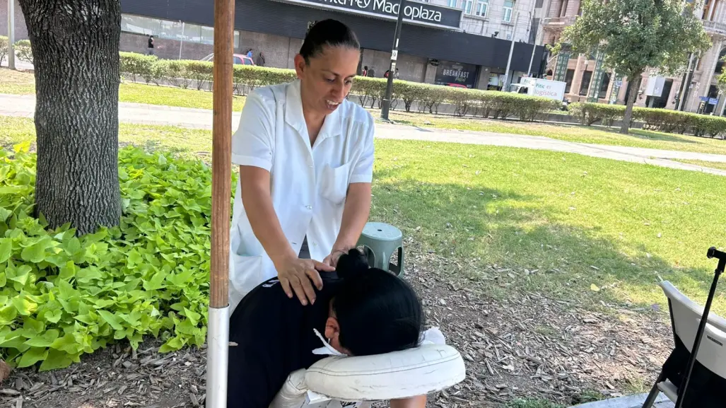 Masajes antiestrés por ciegos en Plaza Zaragoza: 15 minutos que transforman tu día