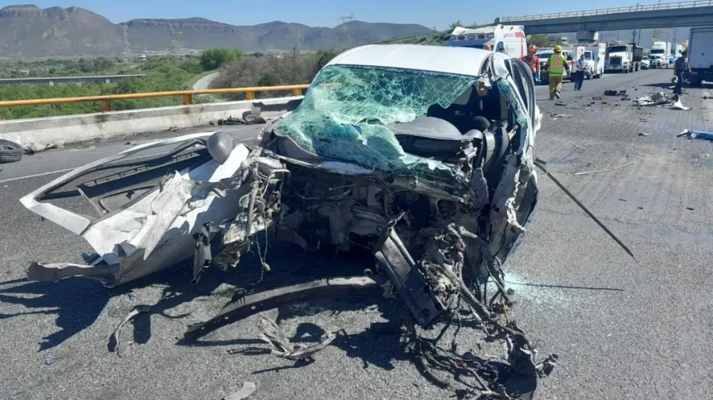 Accidente en libramiento Norponiente de Ramos Arizpe deja dos personas sin vida