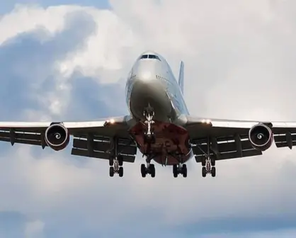 Avión con 49 pasajeros se estrella en Rusia; no hay sobrevivientes | VIDEO