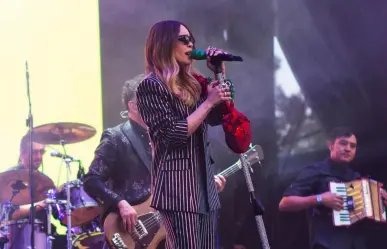 Belinda cautiva a sus fanáticos, en su concierto en Boca del Rio, Veracruz