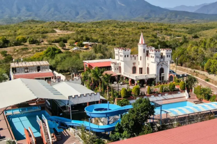 El castillo es un centro turístico y recreativo en Mainero, Tamaulipas | Foto: Perla Herrera