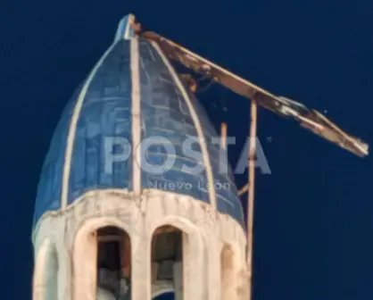 VIDEO | Cruz de iglesia en Guadalupe se desploma y genera alerta