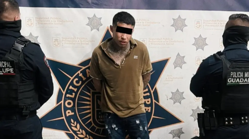 Cámaras graban asalto en OXXO de Guadalupe; detienen a ladrón