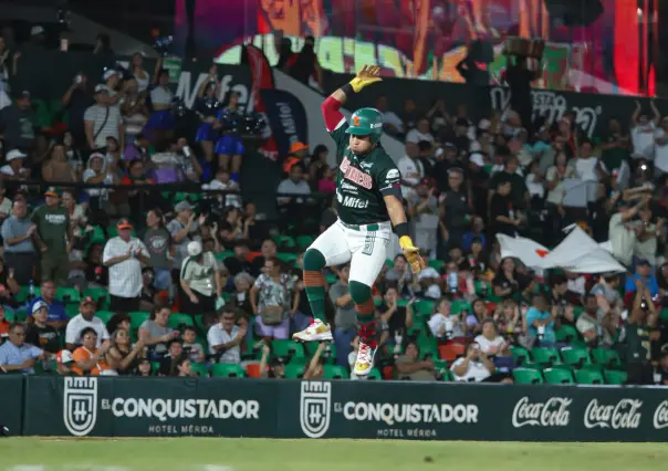 Los Leones de Yucatán empatan la serie ante Diablos Rojos en emotiva noche