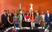 Mike Flores sostiene reunión con diputados federales por un gobierno de puertas abiertas