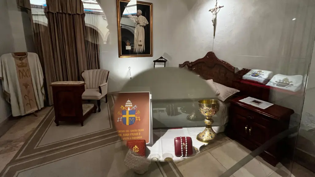 El objeto simbólico de Juan Pablo II que visitó Durango en el pasado