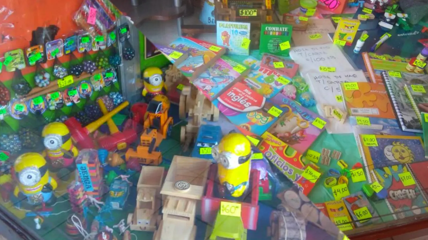 Foto: Facebook/ Papeleríay Mercería Marte| Este es el negocio de Durango que mezcla la papelería con los juguetes tradicionales desde hace décadas.