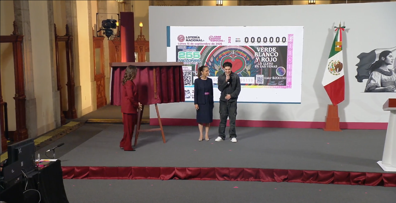 Presentación del nuevo billete de lotería
