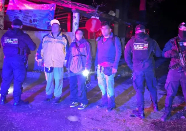 FOTOS | Rescatan a tres turistas extraviados en el Parque Nacional Izta-Popo