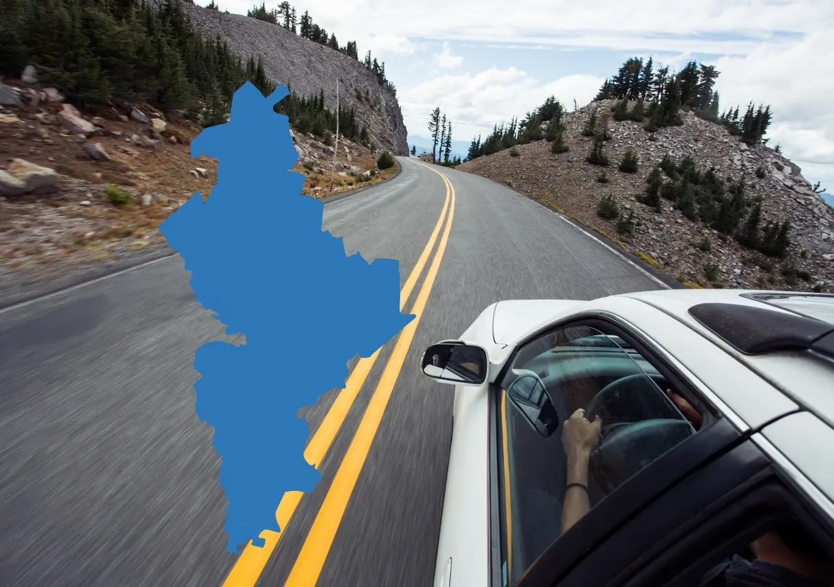 Ya sea que viajes por la carretera de Nuevo León en plan familiar o para una escapada cultural, Guerrero, Coahuila, te brinda una experiencia completa. Foto: Canva.