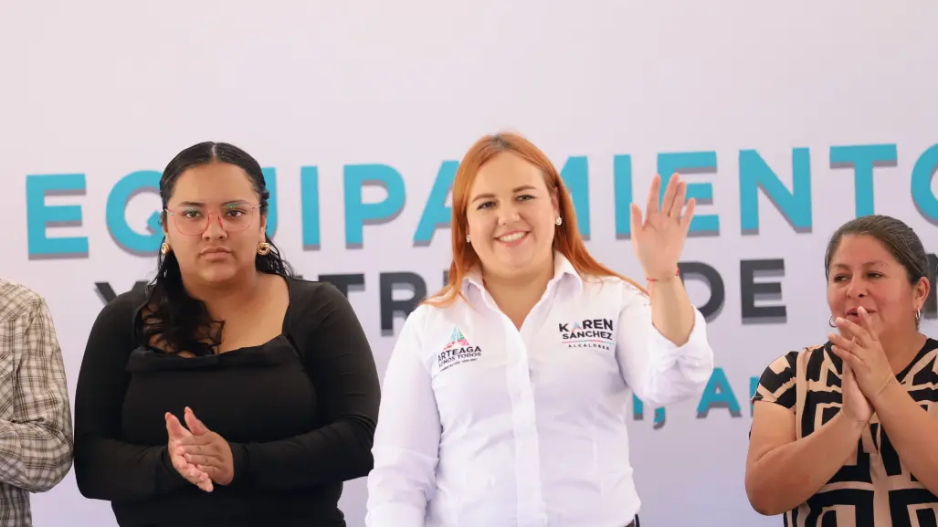 Entregan obra histórica de agua potable en Huachichil, Arteaga