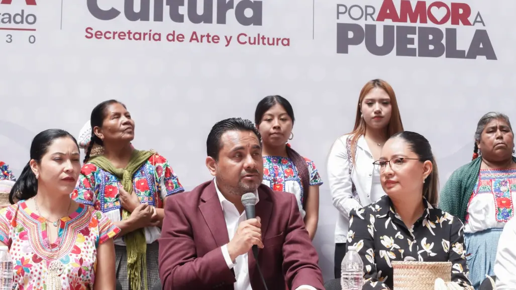 Anuncian la carrera de la tortilla en Puebla, mujeres correrán cargando kilos de maíz