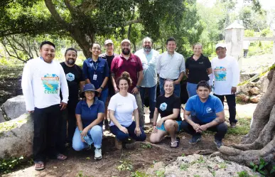 Retiran más de 100 kilos de basura del cenote X´Pakay en Tekit
