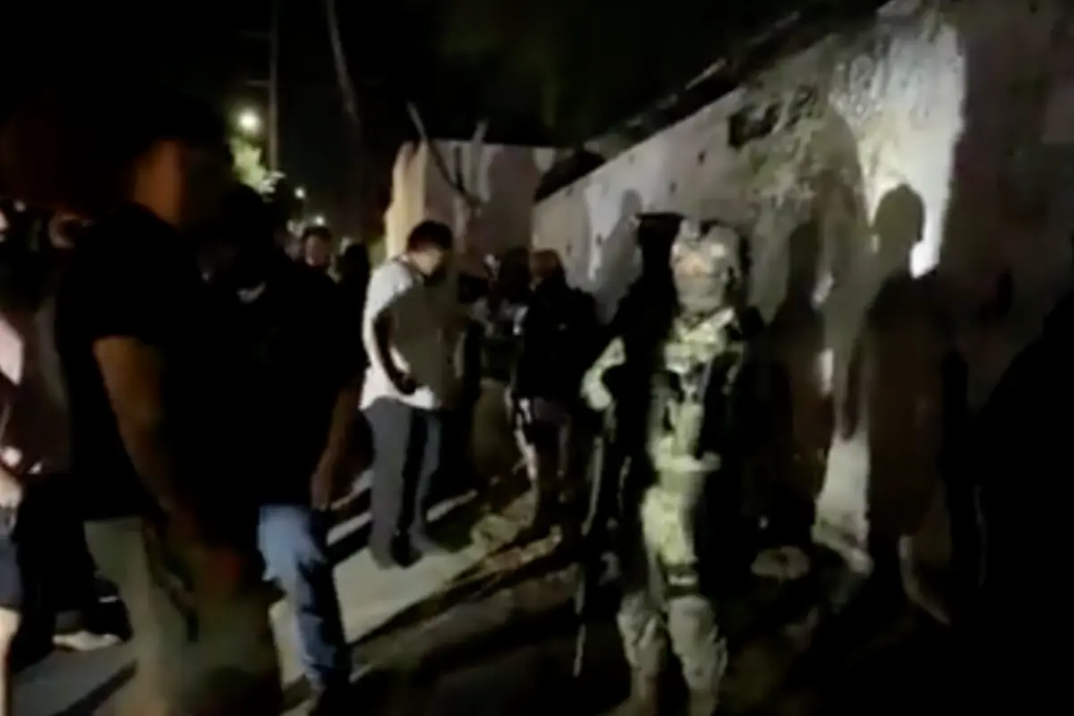 Conoce los presuntos abusos del Ejército Mexicano en Nuevo Laredo a través de la persecución ciudadana. Detalles aquí