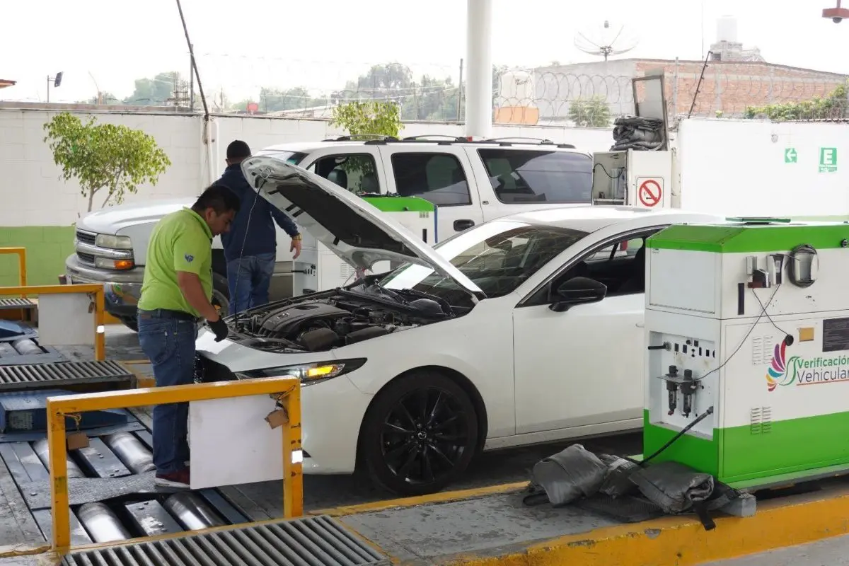 Verificentro en Edomex. Foto: X (@ComSocEdomex)