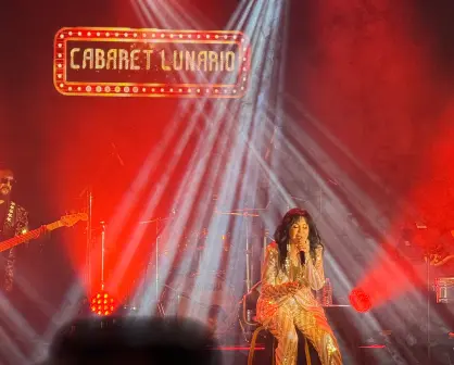 "Acaríciame" y aplaúdeme: María Conchita Alonso conquista el Lunario con voz sensual, brillo y corazón