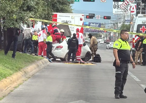 Un hombre muerto y 5 lesionados en carambola del bulevar Francisco Villa