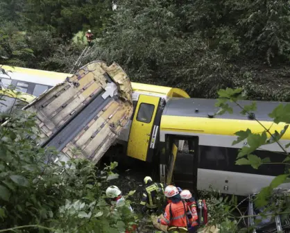Descarrila tren en Alemania: al menos tres muertos