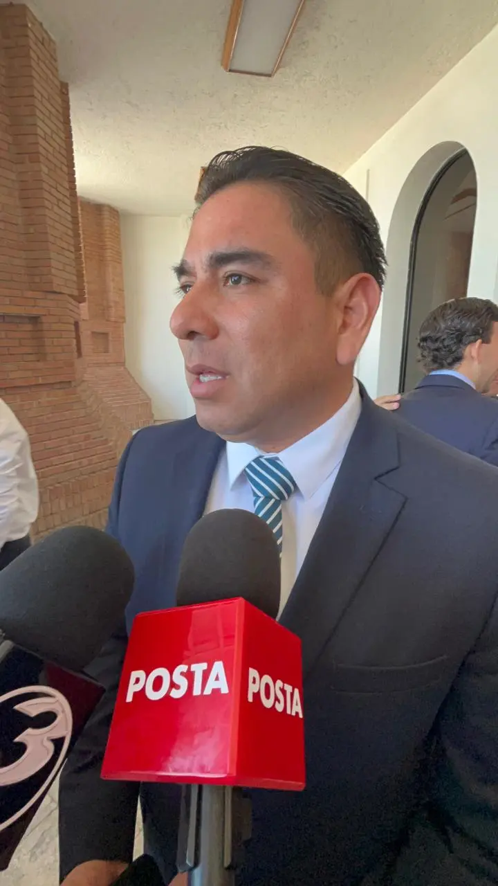 Isidoro García en entrevista con POSTA Coahuila / Foto: Marco Juárez 