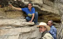 INAH confirma pinturas rupestres en Tehuacán y ahora encuentran huellas de dinosaurios