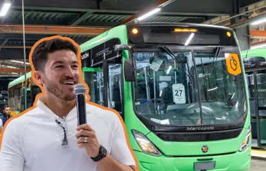 Samuel García supervisa producción de unidades de transporte público hechas en Nuevo León
