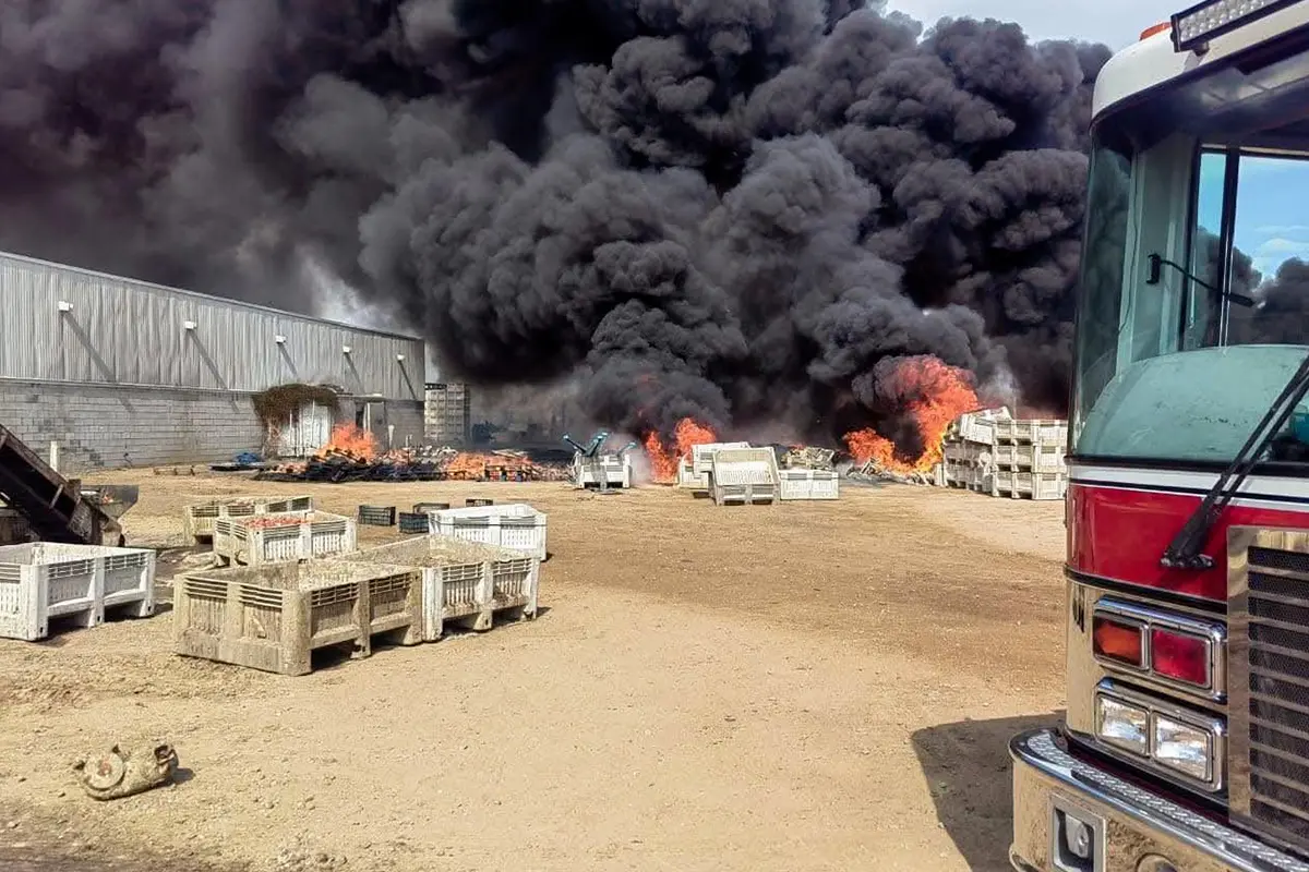 Incendio en el Valle del Carrizal, en el municipio de La Paz. Foto: Facebook de Juan Avilés.