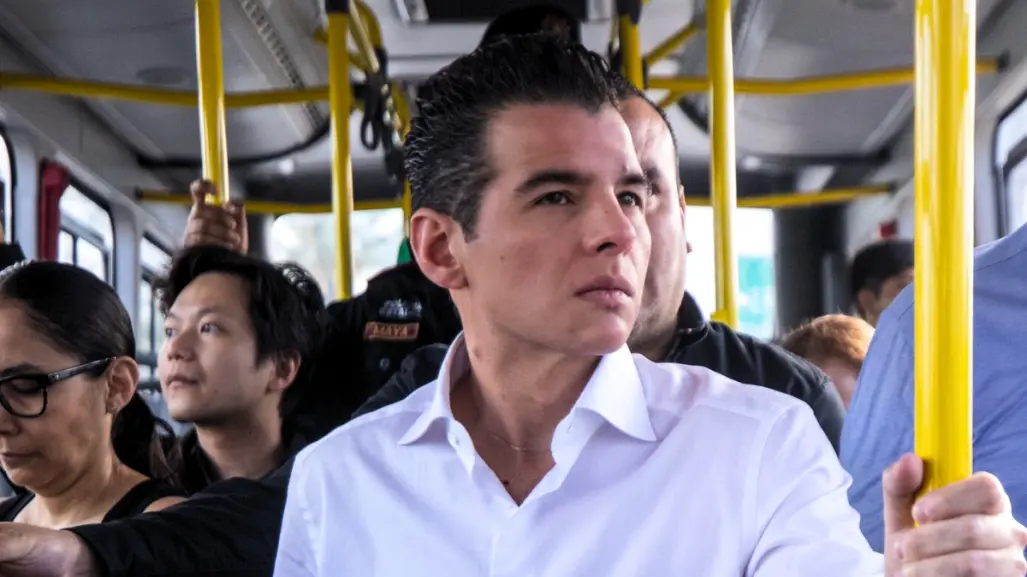 Miguel Flores destaca adquisición de nuevas unidades de transporte en Nuevo León
