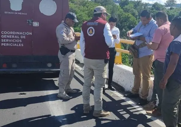 Encuentran cuerpos en Ixtapan de la Sal, Edomex; uno con ropa militar, indagan relación con SEDENA