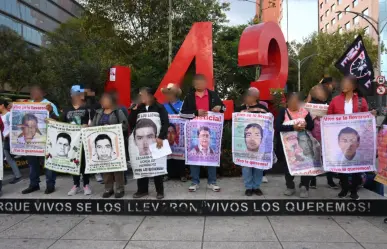 Sheinbaum a casi 11 años del caso Ayotzinapa: "Van a dar nuevas vías para encontrar a los jóvenes"