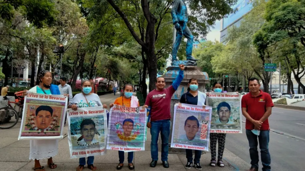 Caso Ayotzinapa: Claudia Sheinbaum revelará nuevas líneas de investigación, aclara Vidulfo Rosales