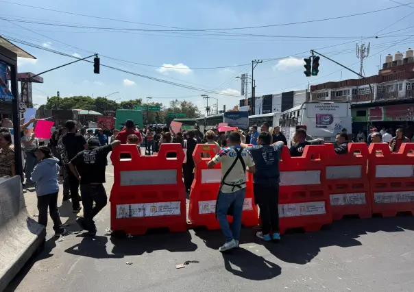 Comerciantes bloquean vialidades en CDMX: exigen diálogo por impacto del ´Programa Abasto del Bienestar´