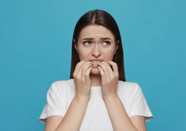 Cómo afecta comerse las uñas a la salud y la mente, según la psicología