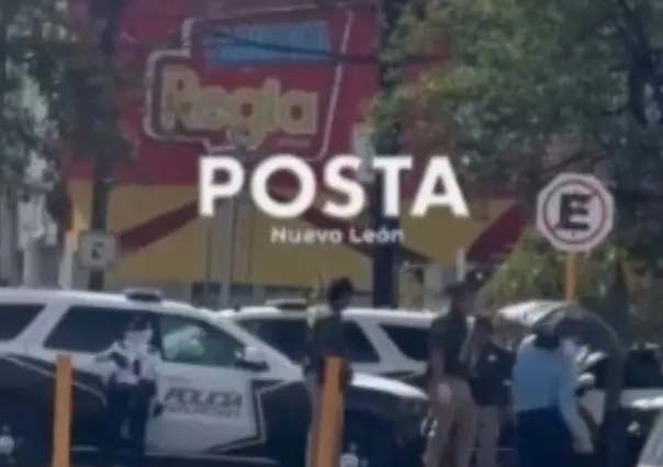Menor recibe impacto de bala tras robo en plaza comercial de San Pedro