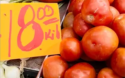 Agonizan mercados municipales de La Paz ante avance de grandes cadenas