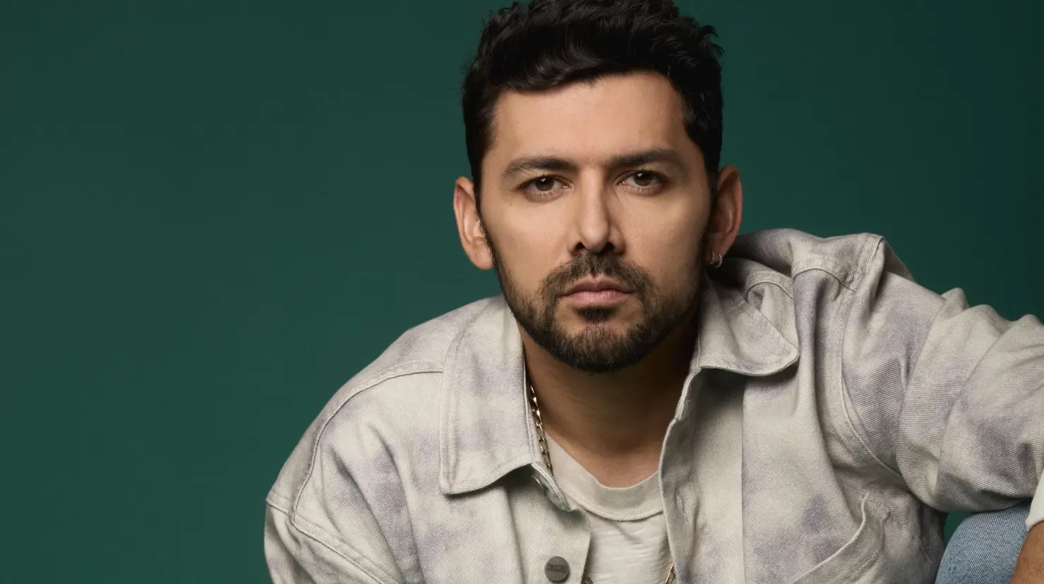 El artista distribuye sus tiempos entre la grabación de nueva música, una telenovela y Mentidrags. Foto: Cortesía