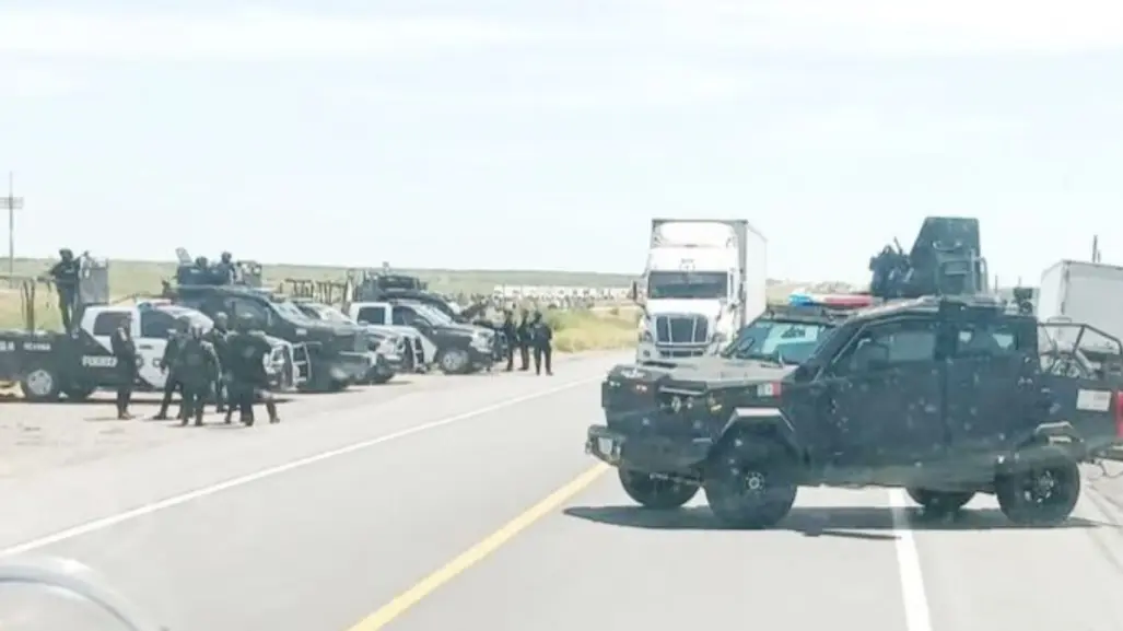 Operativo Muralla de Fuerza Civil deja 3 abatidos en la autopista a Nuevo Laredo