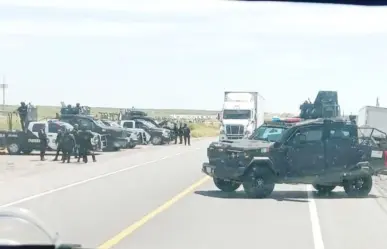 Operativo Muralla de Fuerza Civil deja 3 abatidos en la autopista a Nuevo Laredo