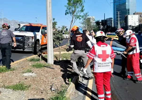 Choque en Blvd. Antonio L. Rodríguez de Monterrey deja un herido