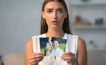 ¿Tu ex vuelve solo cuando te ve feliz? La psicología lo explica
