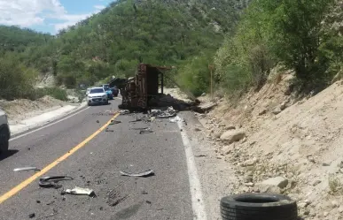 Fuerte accidente en carretera cerca de Los Barriles, BCS; unidades de emergencia acuden al lugar