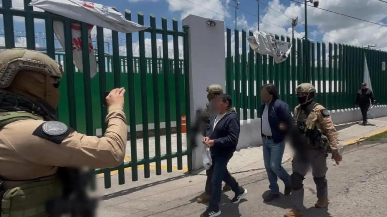 Capturan a líderes de la Central de Abasto de Toluca por homicidio y extorsión; esto sabemos. Foto: @ADNoticiasMex