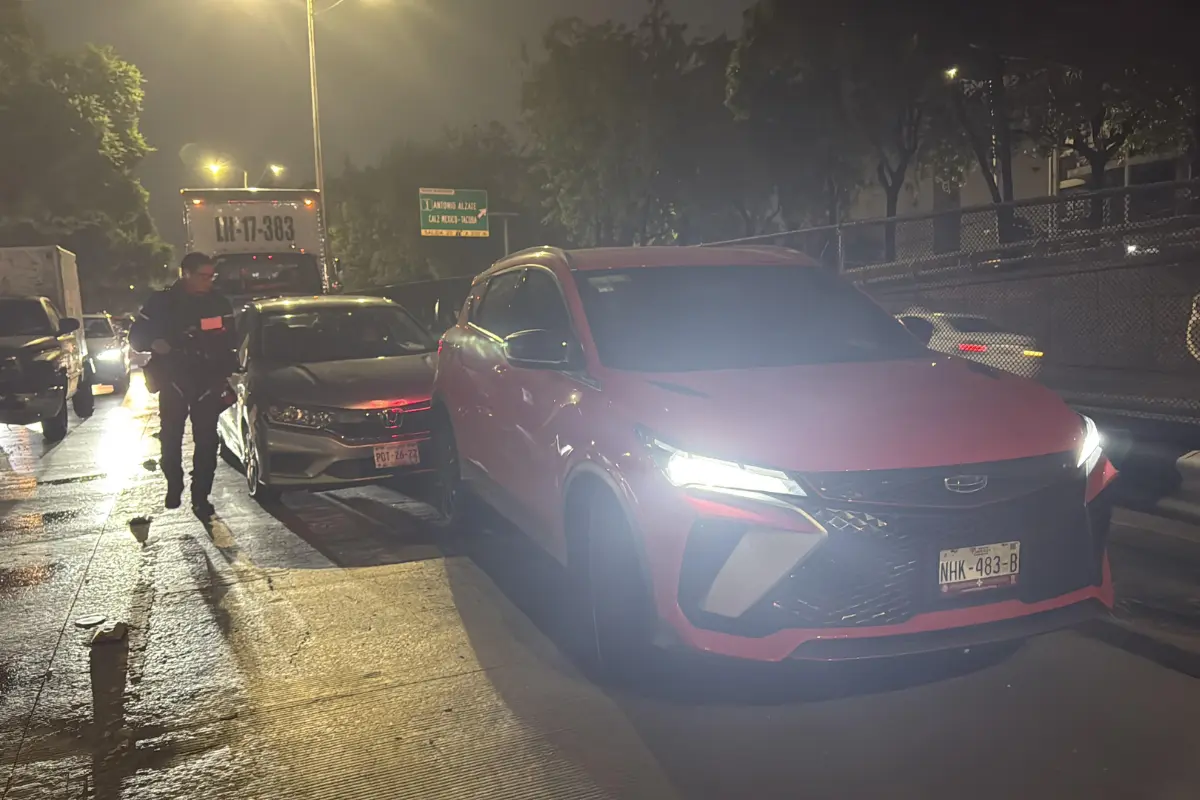 Choque en Circuito Interior de CDMX. Foto: Ramón Ramírez
